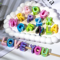 Perles Alphabet en Acrylique Plaqué UV Multicolores à Grand Trou (A-Z) pour la Fabrication de Bijoux et Porte-clés DIY - Vente en Gros