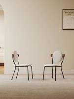 Chaise de salle à manger française de style mid-century, durable, avec dossier en fer, design vintage nordique minimaliste, mobilier pour la maison