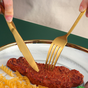 مجموعة أدوات مائدة من الفولاذ المقاوم للصدأ 4 ملعقة وشوكة للكريسماس الأكثر مبيعًا - Product Image 4