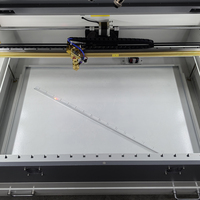 Machine de gravure et de découpe au laser CO2 1390 6090 100W avec refroidissement par eau pour acrylique, cuir, bois, pierre, plastique, verre