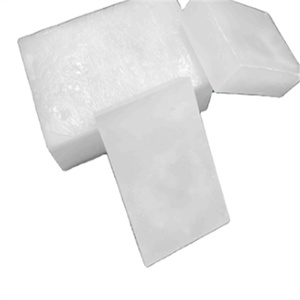 Veste en toile cirée résistante, imperméable, coupe-vent - Product Image 1