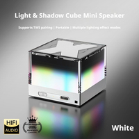 Altoparlante LED Cubo Ritmico Wireless Bluetooth 5W Portatile con TWS per Gaming, Scrivania e Regali Festivi