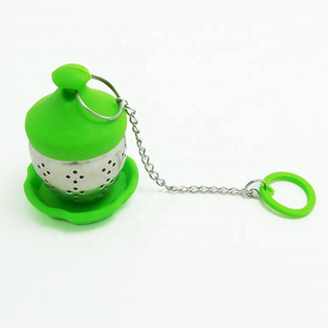 ที่กรองชาซิลิโคนรูปทรงสตรอว์เบอร์รี่ยอดนิยม พร้อมที่จับ - Product Image 1