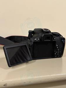 Cámara Réflex Digital Profesional HFT <span class=keywords><strong>EOS</strong></span> <span class=keywords><strong>700D</strong></span> con Lente EF-S de 18-55 mm, Formato APS, Video Full HD de 1080p, Tarjeta SD - Product Image 3