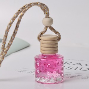 Mini diffuseur de parfum suspendu pour voiture, décoration, huile essentielle, parfum, désodorisant pour voiture avec couvercle en bois - Product Image 3