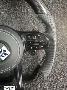 Volante AMG in Carbonio Personalizzato di Alta Qualità per <span class=keywords><strong>Mercedes</strong></span> <span class=keywords><strong>Serie</strong></span> A, <span class=keywords><strong>B</strong></span>, C, E, S, G, V, CLS, GLC, GLE, GLS, GLA, GLK, SLC - Product Image 4