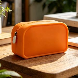 Sac de rangement pour maquillage en silicone réutilisable, écologique, résistant à l'eau, grand format, avec fermeture éclair, design tendance, vente chaude - Product Image 1
