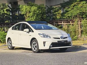 <span class=keywords><strong>Toyota</strong></span> Prius 2012 Usado, 1.8L Luxury Advanced HEV, Auto Híbrido de Alta Eficiencia de Combustible con Techo Solar - Product Image 3