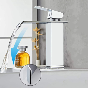 Grifo de Lavabo Monomando de Lujo Moderno, Mezclador de Lavabo de Acero Inoxidable Negro y Dorado, <span class=keywords><strong>Grifos</strong></span> de Baño con Efecto Cascada - Product Image 3