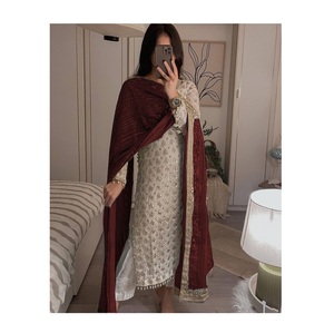งานเย็บปักถักร้อยลําดับที่ขายดีที่สุด Salwar Pant กับ Dupatta สําหรับเทศกาลและโอกาสพิเศษในราคาส่งออก - Product Image 1