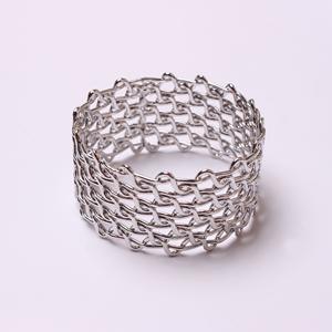 Anneaux de serviette en métal argenté de luxe de conception européenne, en gros, personnalisés, en stock, nouveaux, faveurs de mariage, anneau de serviette rond en métal noir - Product Image 2