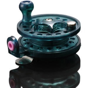 Moulinet de pêche à la mouche série 6000, corps en plastique noir, utilisation main droite, avec frein réglable et commutateur gauche/droite - Product Image 4