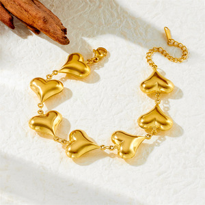 Heart-Shaped Stainless Steel Necklace And <b>Bracelet</b> <b>Set</b> For Women Party Jewelry Fashion Accessory - Product Image 3