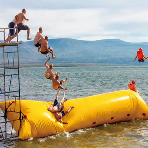 Coussin gonflable de saut flottant en PVC pour jeu de sport de lac Catapulte à eau <span class=keywords><strong>Prix</strong></span> de la goutte d'eau gonflable - Product Image 4