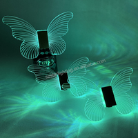 OEM ODM Fournisseur RGB Flash Lueur Acrylique Rechargeable Offre Spéciale Led Papillon Bouteilles de champagne Boîte de nuit Bar Décoration de fête