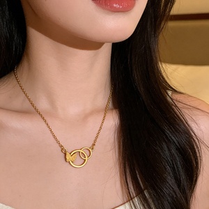 Collar Hipoalergénico de Acero Inoxidable con Colgante de Mariposa de Doble Círculo Entrelazado, Chapado en Oro, Joyerí<span class=keywords><strong>a</strong></span> Diaria Impermeable - Product Image 1