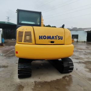 Excavadora de cadenas usada Komatsu PC70MR de segunda mano, excavadora Komatsu PC70 usada disponible con certificación CE y EPA, cucharón incluido, en venta. - Product Image 4