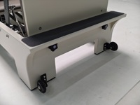 Barra de Apoyo para Pies de Madera de Roble con Acabado Pintado en Blanco de Alta Calidad para Pilates Reformer, Entrenamiento de Fuerza del Core para Uso en Estudio