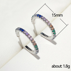 Orecchini a Cerchio con Accenti Colorati, Eleganti Gioielli di Moda per Donna, Accessorio per Uso Quotidiano - Product Image 3