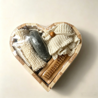 Coffrets cadeaux personnalisables pour le soin du corps avec accessoires de douche variés, emballage élégant pour les spas, les hôtels et les cadeaux de vacances