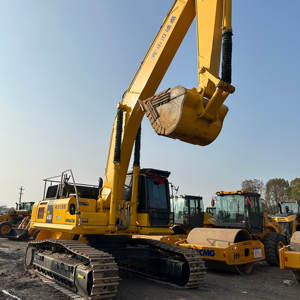 Excavadora Usada Komatsu Pc450-8 de 45 Toneladas en Venta, Original de Japón, en Buen Estado, Disponible en Inventario - Product Image 2