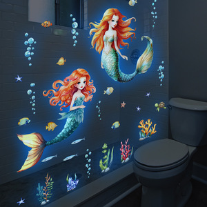 Varias pegatinas <span class=keywords><strong>de</strong></span> pared <span class=keywords><strong>de</strong></span> sirenas del mundo submarino con luz azul, pegatinas decorativas autoadhesivas que brillan en la oscuridad para sala <span class=keywords><strong>de</strong></span> estar - Product Image 2