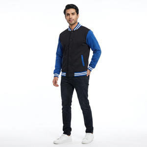 Blouson universitaire bicolore pour homme, logo personnalisé sur le devant, col montant respirant, corps bordeaux, style universitaire personnalisé, veste de baseball Letterman - Product Image 1