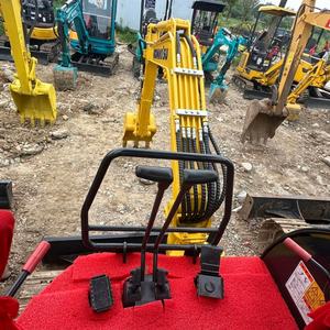 Miniexcavadora Komatsu PC20 de 2 Toneladas, Excavadora de Orugas Mini Usada, Modelo PC18 para Construcción y Agricultura - Product Image 3