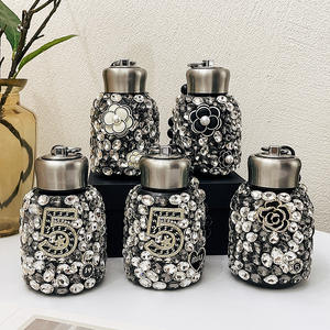 Chaîne de <span class=keywords><strong>bouteille</strong></span> d'eau isolée MAIMAI avec strass, cristal, papillon, perle, accessoires de voiture pour femmes - Product Image 4