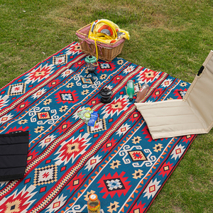 แผ่นรองปิกนิกแบบหนา ทนความชื้น ใช้ได้ทั้งในบ้านและนอกบ้าน เหมาะสำหรับปิกนิก ตั้งแคมป์ และเป็นพรมปูพื้นสำหรับเด็กคลาน - Product Image 2