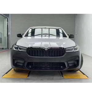 Nuovi <span class=keywords><strong>ricambi</strong></span> <span class=keywords><strong>auto</strong></span> cinesi: Kit <span class=keywords><strong>carrozzeria</strong></span> sportivo M Power con paraurti e minigonne laterali tipo M in plastica PP per BMW Serie 5 G30 LCI 2021-2023 - Product Image 3