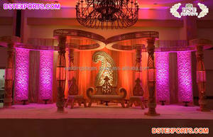 Mandapam de Boda India con Temática Dorada, Mandapam de Boda Sri Lankesa, Grandioso Mandapam para Boda Tamil, Decoración de Mandapam para Eventos de Boda en el Reino Unido - Product Image 3