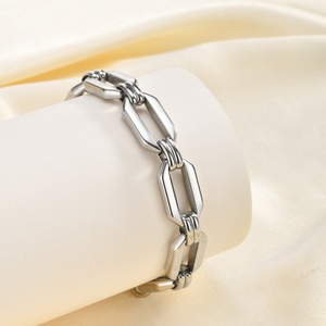Pulseras de Joyería Fina, Cadena de Acero Inoxidable Chapada en Oro, Diseño de Cadena Simple y Elegante Estilo Hip Hop, Ideal para Regalo - Product Image 4