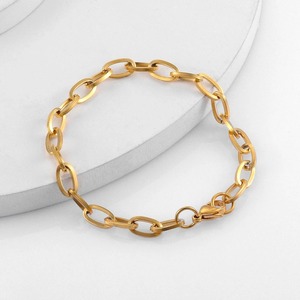 Bracelet en acier inoxydable pour femmes et filles, couleur or, maillons en chevrons, bijoux bohèmes - Product Image 3