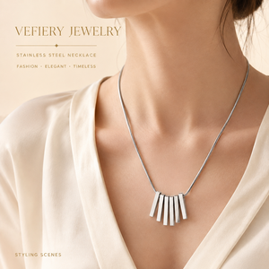 Collier Statement en Acier Titane Couleur Argent pour Femme - Product Image 2