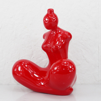 Sculptures abstraites de femme sans bras en résine rouge, décoration artisanale pour la maison, ornement d'art moderne pour bureau, statue décorative, vente en gros