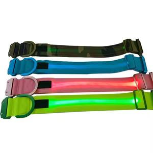 Venta caliente de buena calidad <span class=keywords><strong>Collar</strong></span> de perro cómodo Nuevo <span class=keywords><strong>Collar</strong></span> de perro colorido Hebilla de aleación de aluminio <span class=keywords><strong>Collar</strong></span> de perro con luz LED - Product Image 5