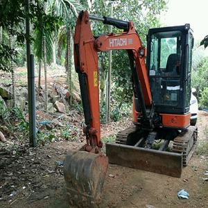 Exsapator de pelle sur chenilles fabriqué au Japon Mini Hitachi Axsis 35 U - Product Image 2