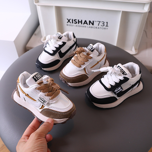 Chaussures pour bébés de vente directe d'usine, chaussures plates en cuir pour filles et garçons, chaussures souples à la mode et décontractées, chaussures de sport pour enfants - Product Image 2