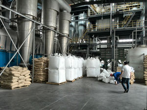 Poliacrilamida catiónica de alta viscosidad para lodo de molino de papel Filtrabilidad rápida y densidad de carga personalizada MSDS incluida. - Product Image 2