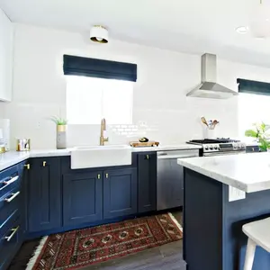 モダンなカスタムメイドの大理石天板L字型木製キッチン収納キャビネットアイランドテーブルセットPRIMAブランド中国製アパート用 - Product Image 1