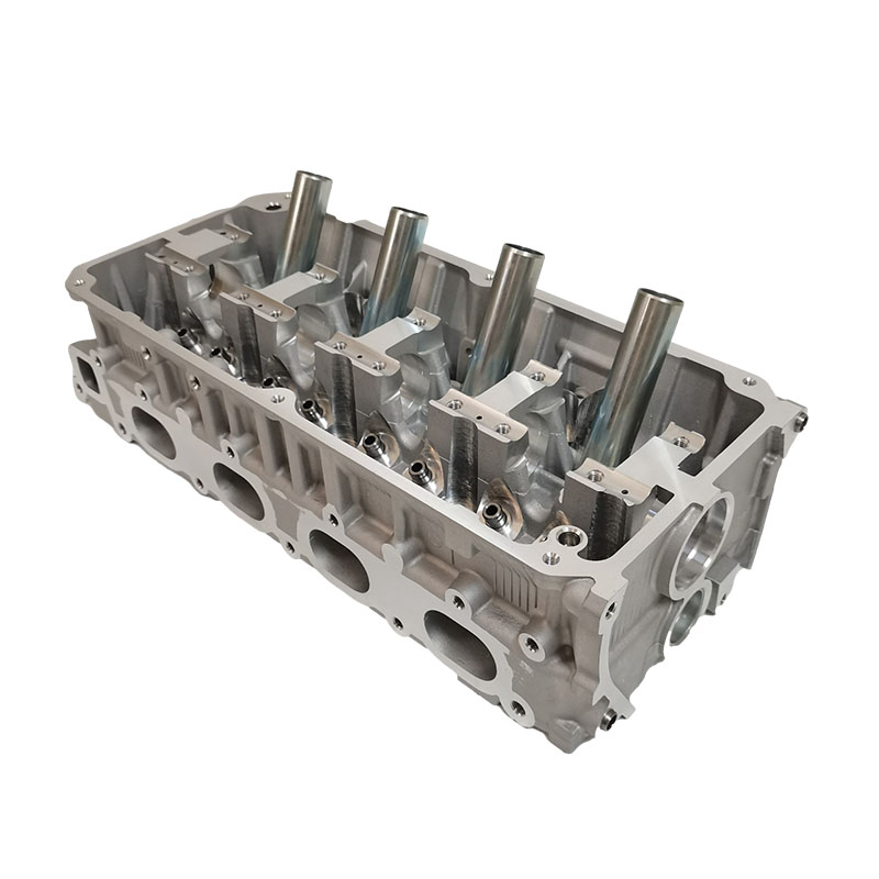 尉面 Mitsubishi 4G64 Engine Cylinder Head - SMD305479 for SUV