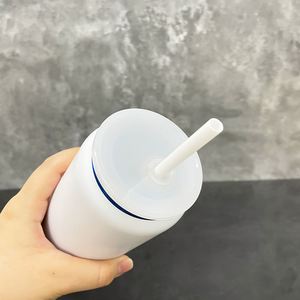 Vaso de Acero Inoxidable de Doble Pared Azul de 16 oz con Logotipo Personalizado para Café Helado, Bañado en Oro en la Parte Inferior - Product Image 2