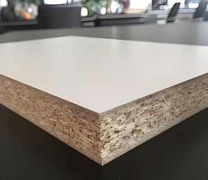 Tablero de Aglomerado Revestido de Melamina de Grado E0 de 22 mm de Espesor, Resistente al Desgaste, la Mejor Opción para Gabinetes de Cocina - Product Image 1