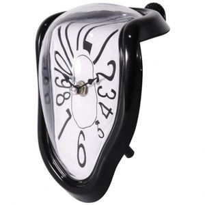 Reloj de Pared Inspirado en el Reloj Derretido de Dalí, Decoración Artística Surrealista para Colgar en la Pared - Product Image 1
