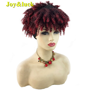 Perruque Afro <span class=keywords><strong>avec</strong></span> <span class=keywords><strong>frange</strong></span> synthétique, perruque courte crépue et bouclée rouge, prix en gros, pour femmes - Product Image 1