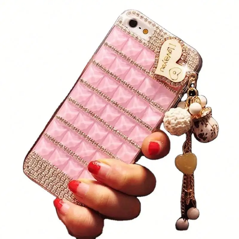 Luxury Love Heart Key Chains Diamond Rhinestone Phone Cases For iphone 15 14 Pro Max Bling Cover For Samsung S21 Ultra Coque