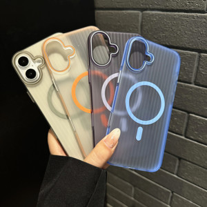 Étui de téléphone de bagage transparent à rayures ondulées pour <span class=keywords><strong>iPhone</strong></span> 12 <span class=keywords><strong>13</strong></span> 14 15 16 <span class=keywords><strong>Pro</strong></span> <span class=keywords><strong>Max</strong></span> couverture magnétique de charge sans fil - Product Image 6