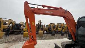 รถขุดฮิตาชิมือสอง รุ่นฮิตาชิ 60 รถขุดตีนตะขาบฮิตาชิแท้ สำหรับงานดิน ผลิตในญี่ปุ่น - Product Image 4