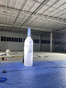 Botella de Champán Gigante Inflable Personalizada para Decoración de Eventos - Product Image 6
